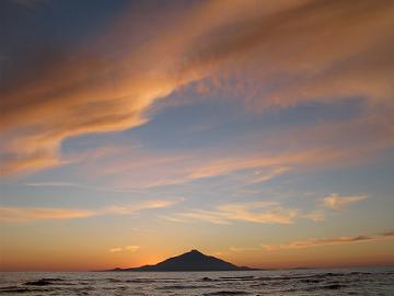 利尻島と８月３０日の夕日