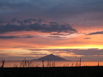 利尻島と７月１１日の夕焼け空