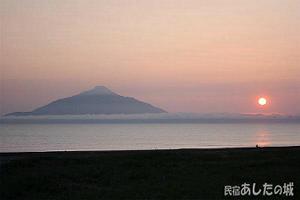 利尻島と７月６日の空