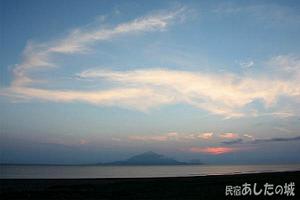 利尻島と７月７日の空