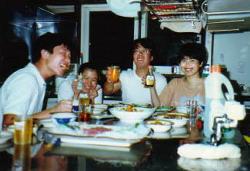台所で乾杯